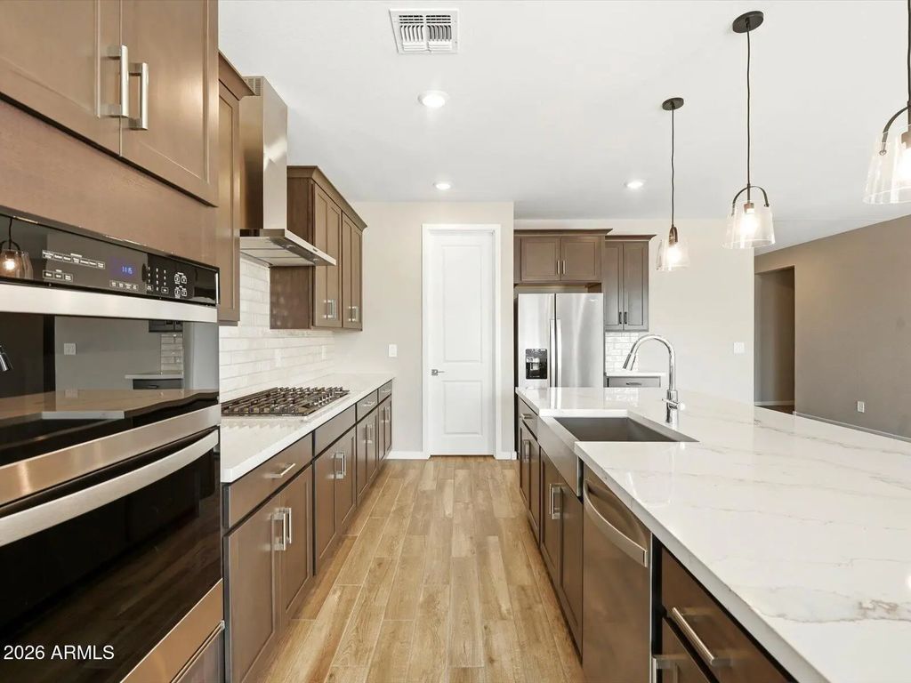 18419 W Manzanita Drive, Waddell