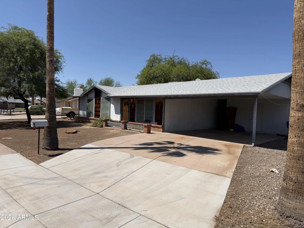 2568 E Commonwealth Circle, Chandler