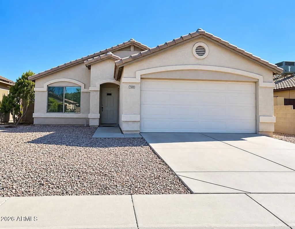 8601 W Sanna Street, Peoria