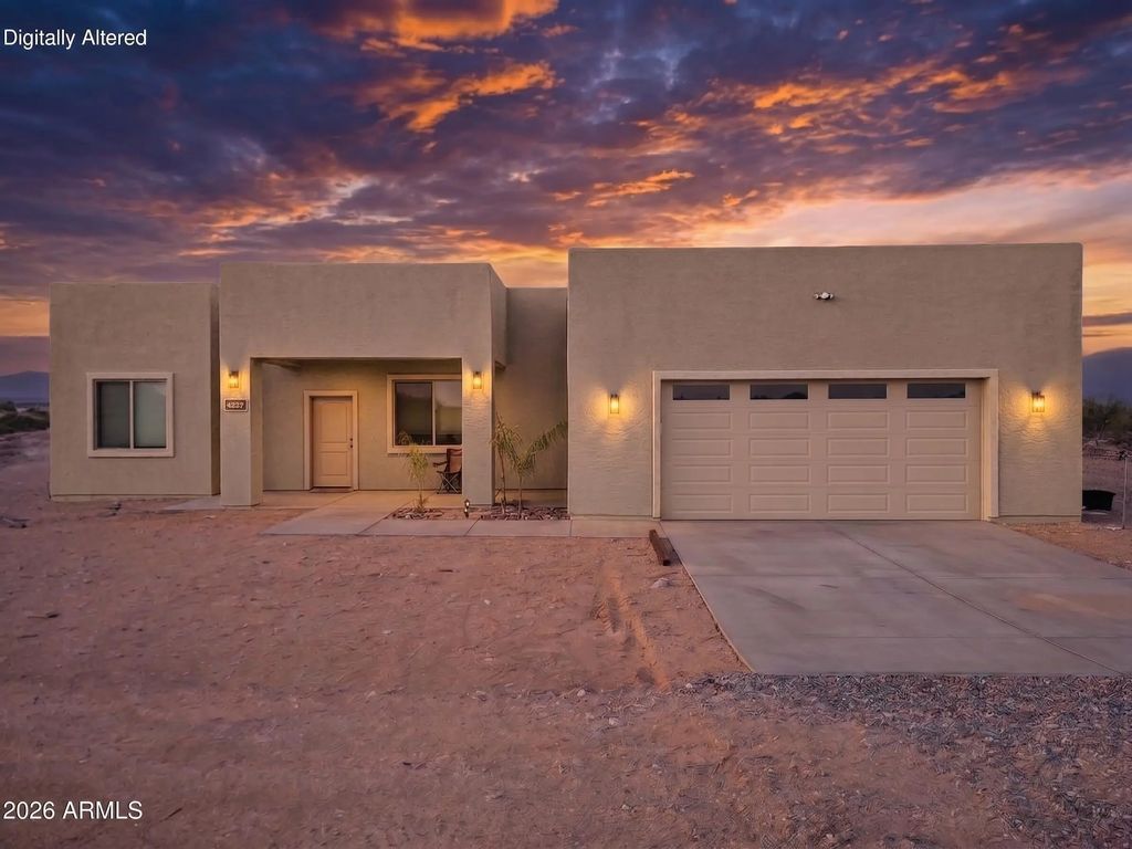 4227 N 332nd Drive, Tonopah