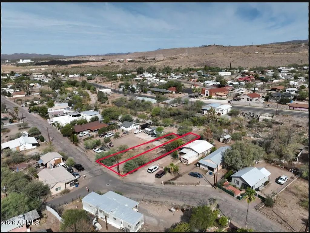 N Sonora Lane (unit -), Superior