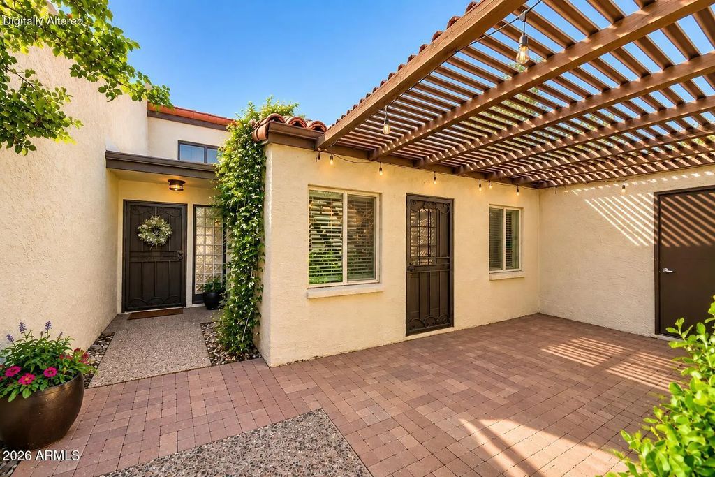 3 E Manzanita Drive, Phoenix