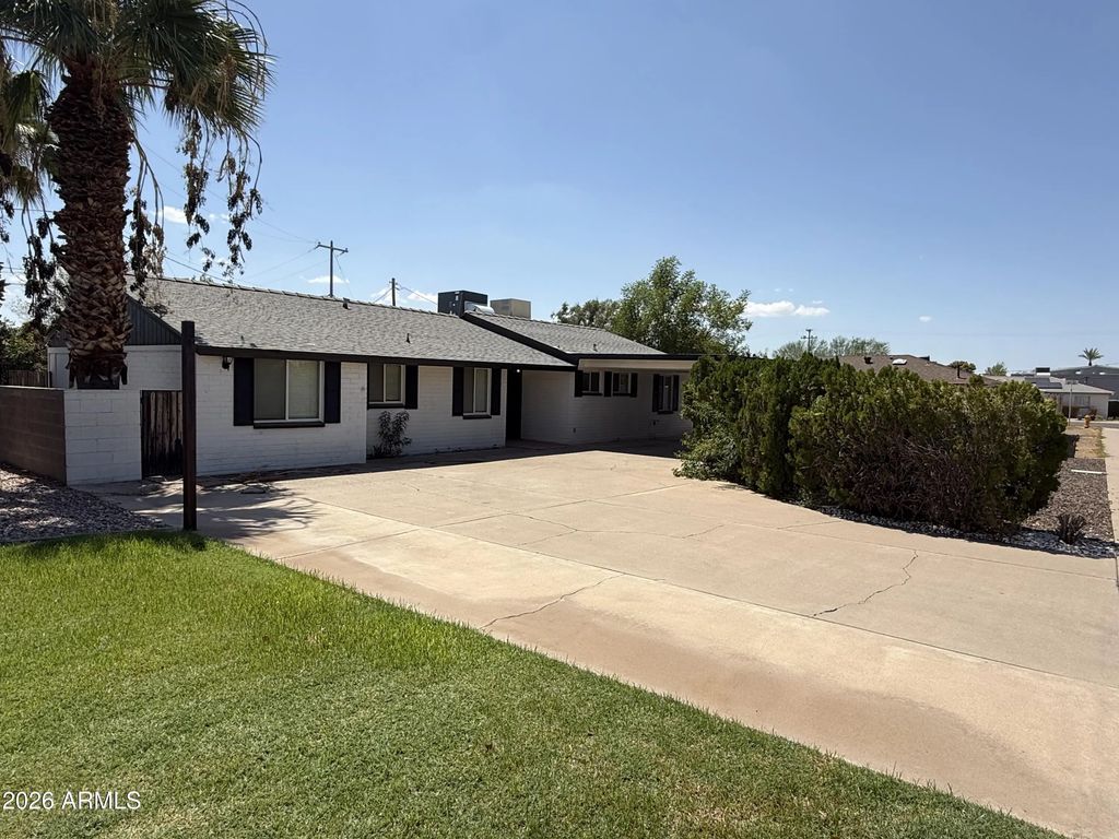 815 E Cavalier Drive, Phoenix