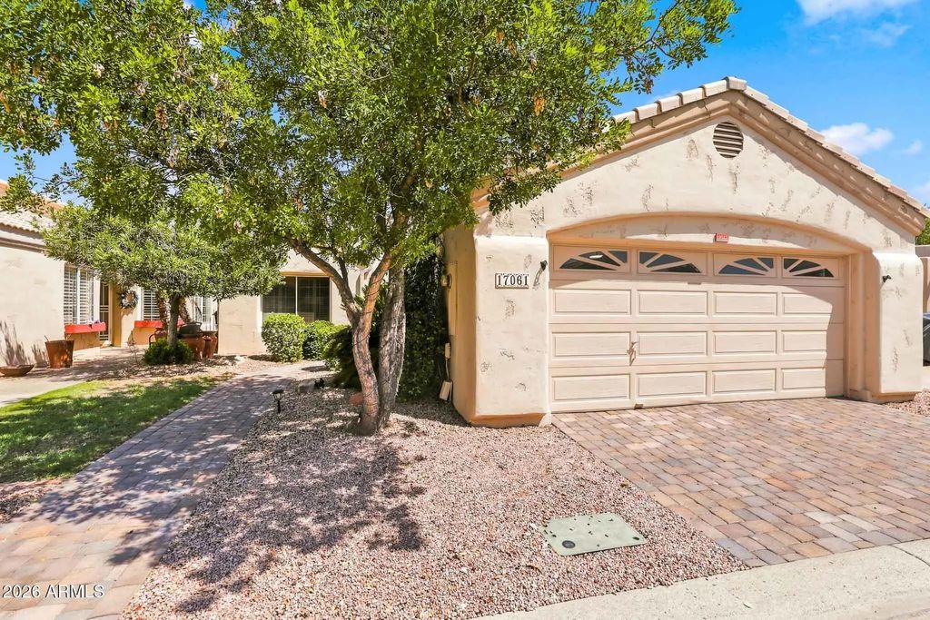 17061 N Moccasin Trail, Surprise
