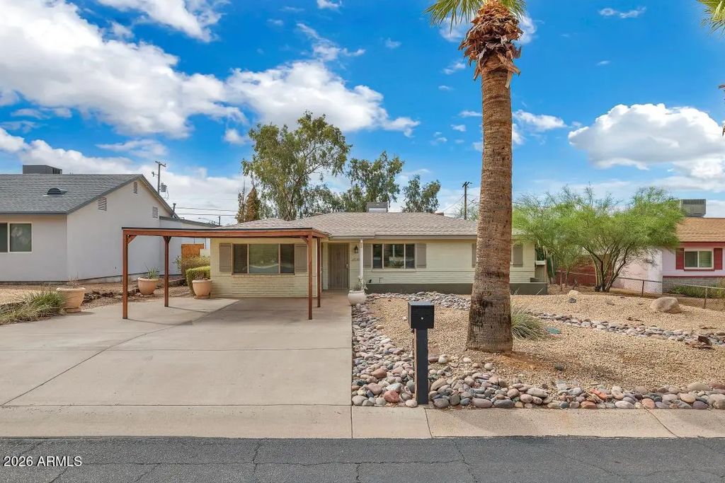 1445 E El Camino Drive, Phoenix