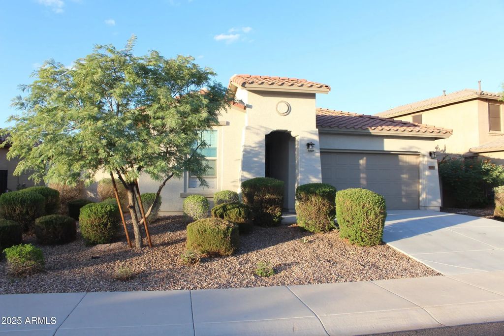 11554 W Lone Tree Trail, Peoria