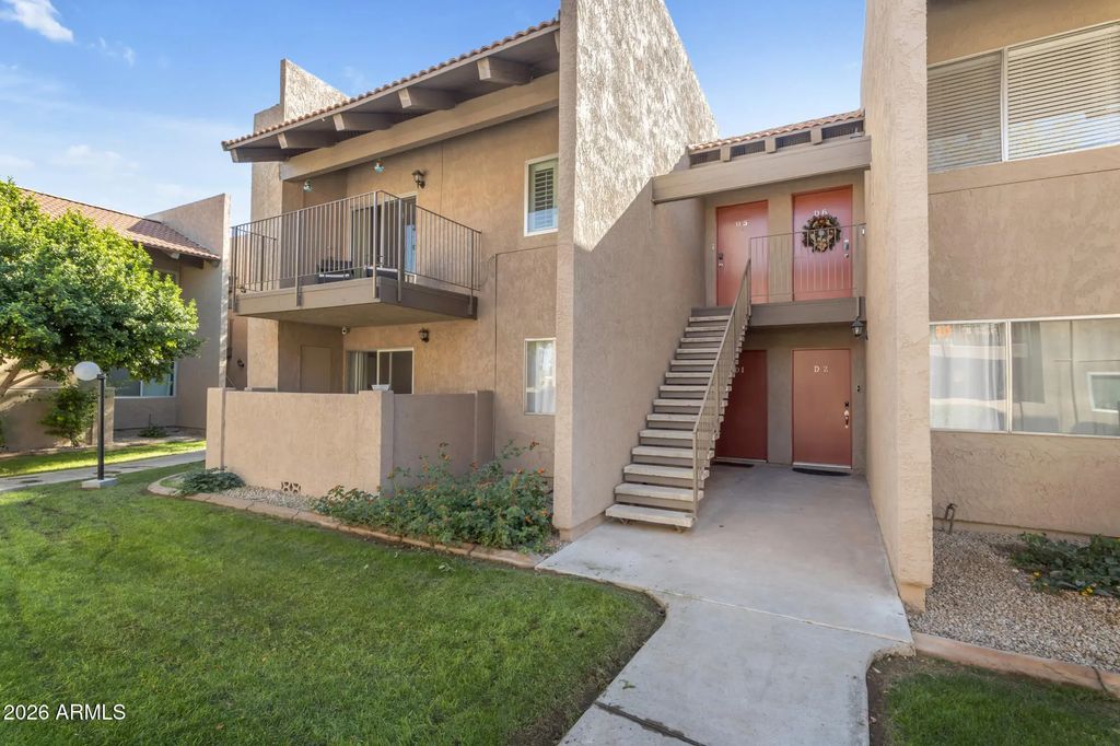 5525 E Thomas Road (unit D5), Phoenix