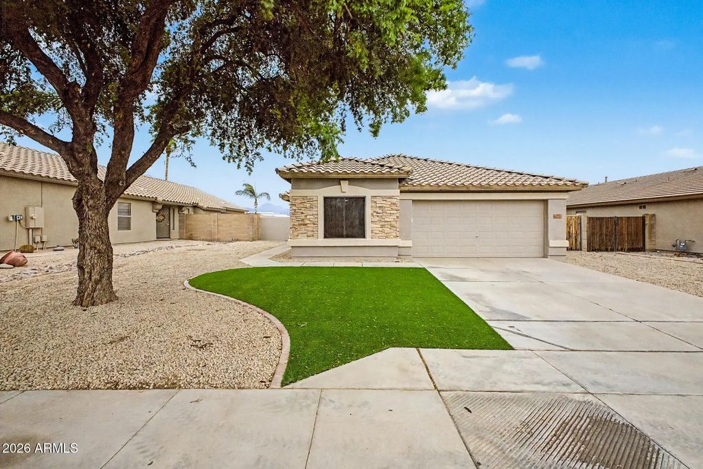 615 S 111th Place, Mesa