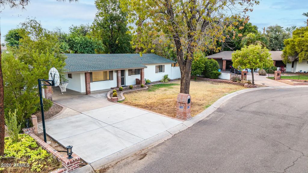 8744 N 6th Drive, Phoenix