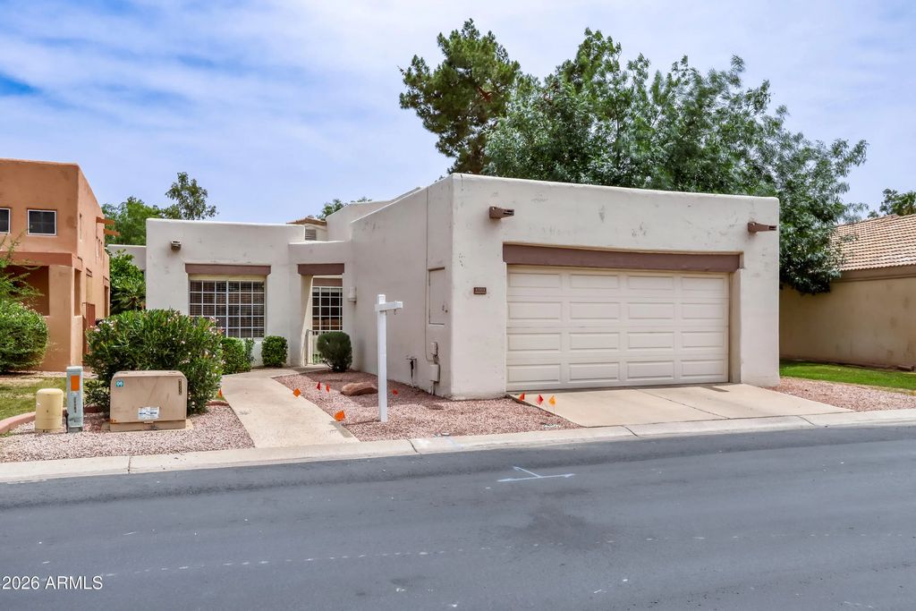 17103 N Moccasin Trail, Surprise