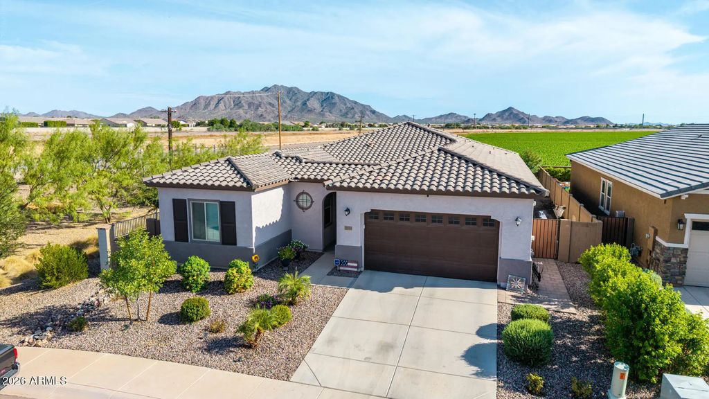 2373 E Fandango Drive, Gilbert