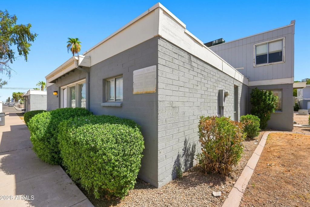 6649 N 27th Avenue, Phoenix