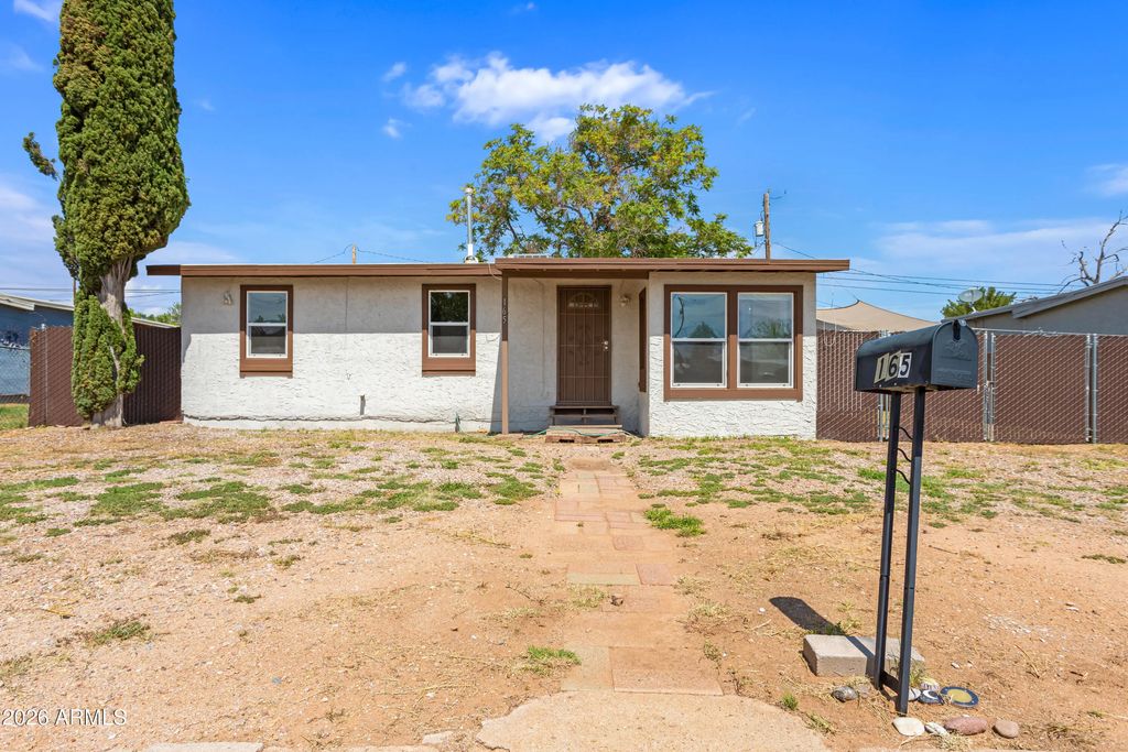 165 Sherbundy Street, Sierra Vista