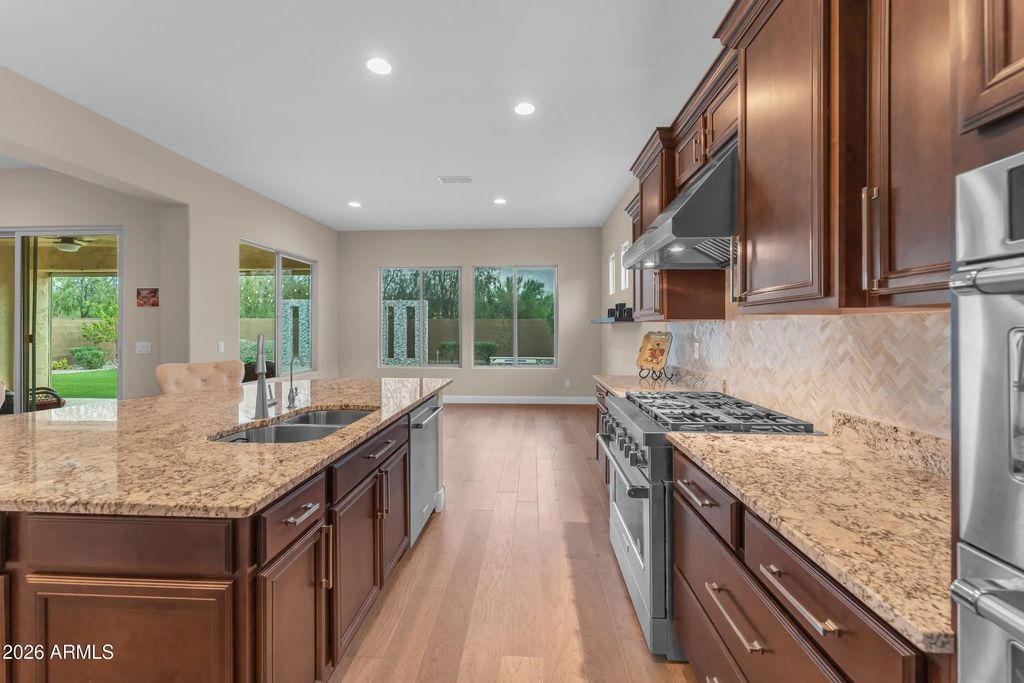 7369 W Cactus Wren Way, Florence