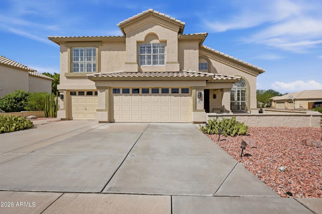 1054 E Golden Court, Chandler