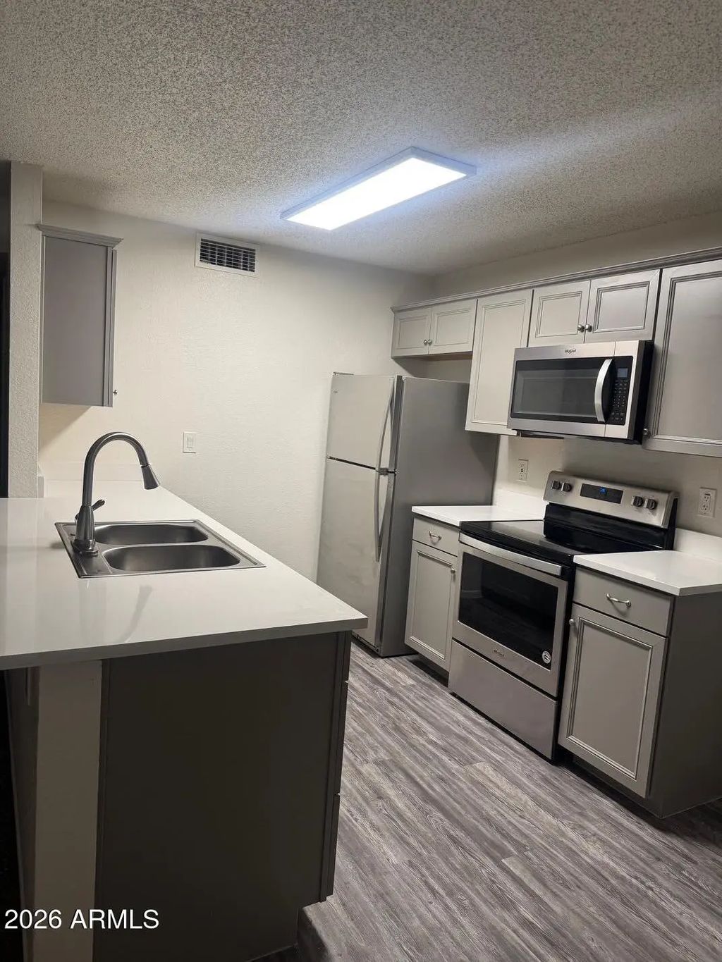 5236 W Peoria Avenue (unit 102), Glendale