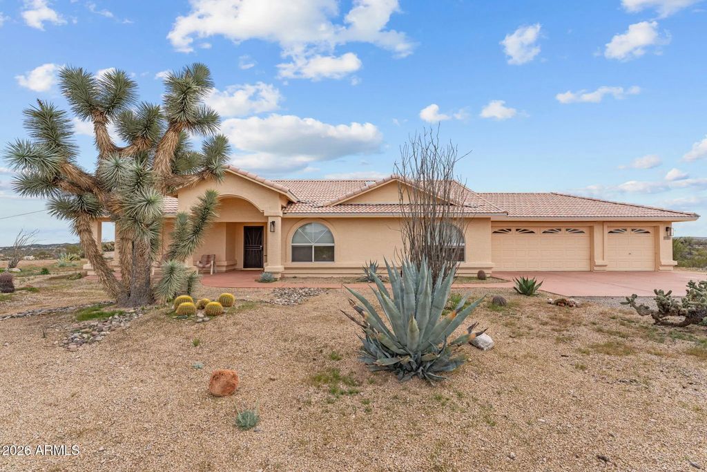 1315 N Mule Deer Trail, Wickenburg