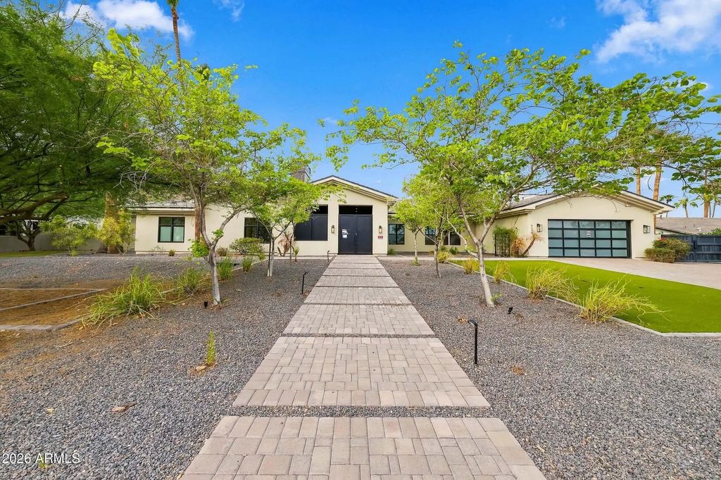 6246 E Hillcrest Boulevard, Scottsdale