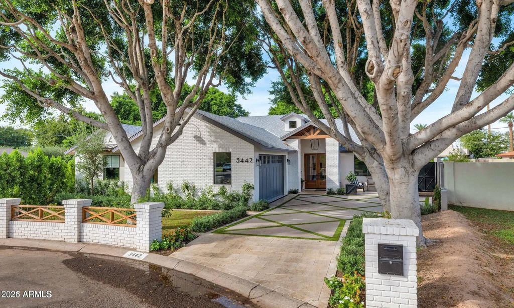 3442 N 40th Place, Phoenix