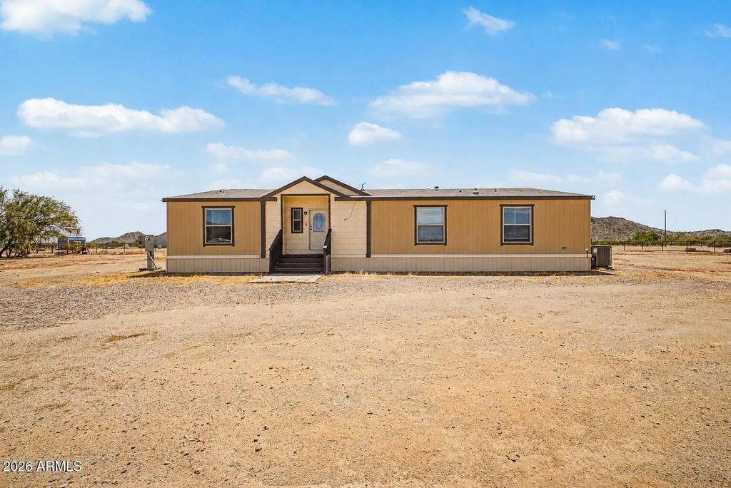 56783 W Papago Road, Maricopa