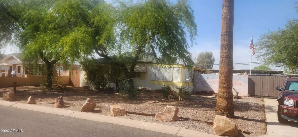 1636 E Glenrosa Avenue, Phoenix