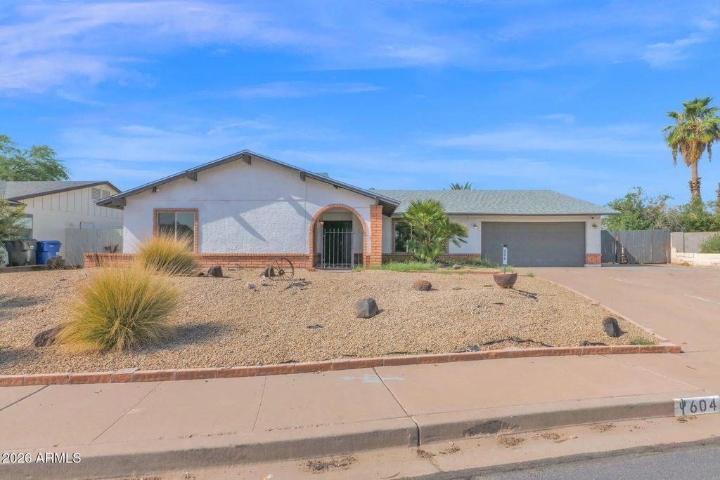 604 W Plata Avenue, Mesa