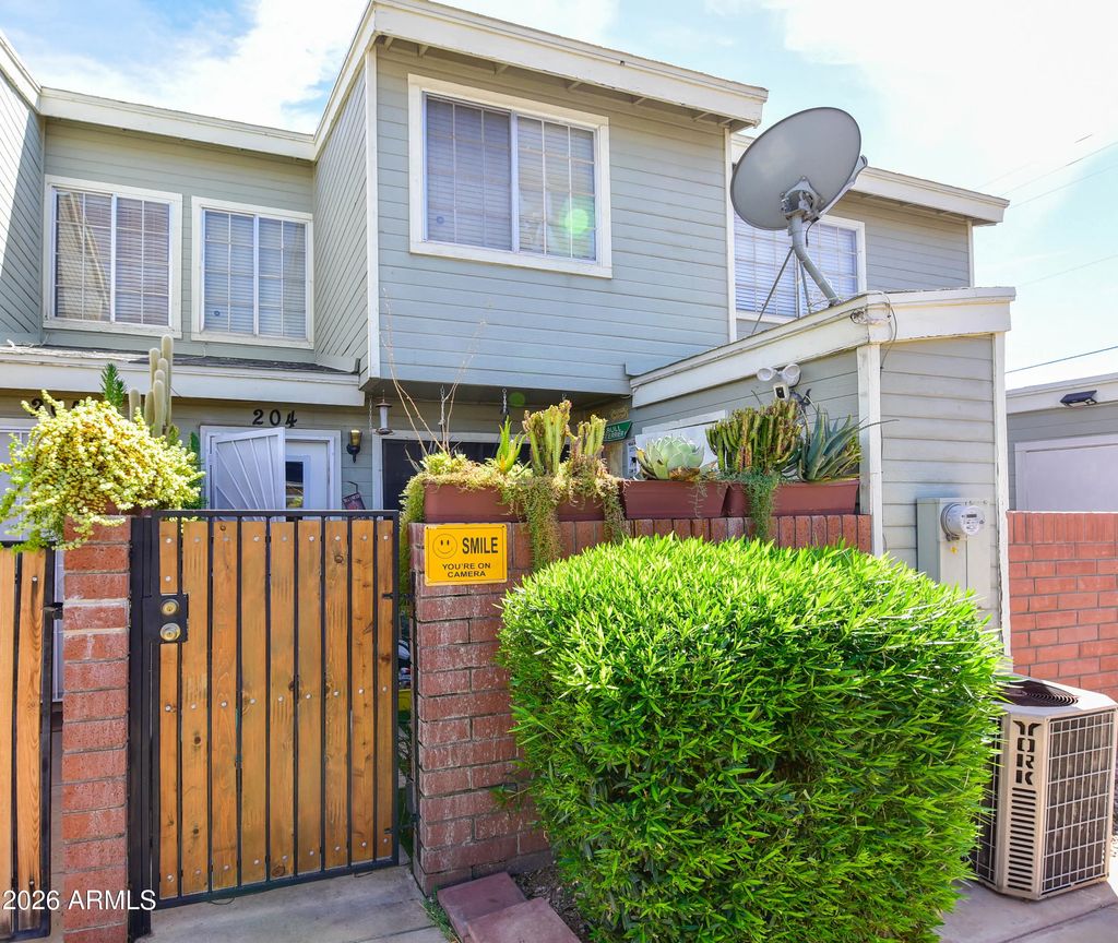 510 N Alma School Road (unit 204), Mesa