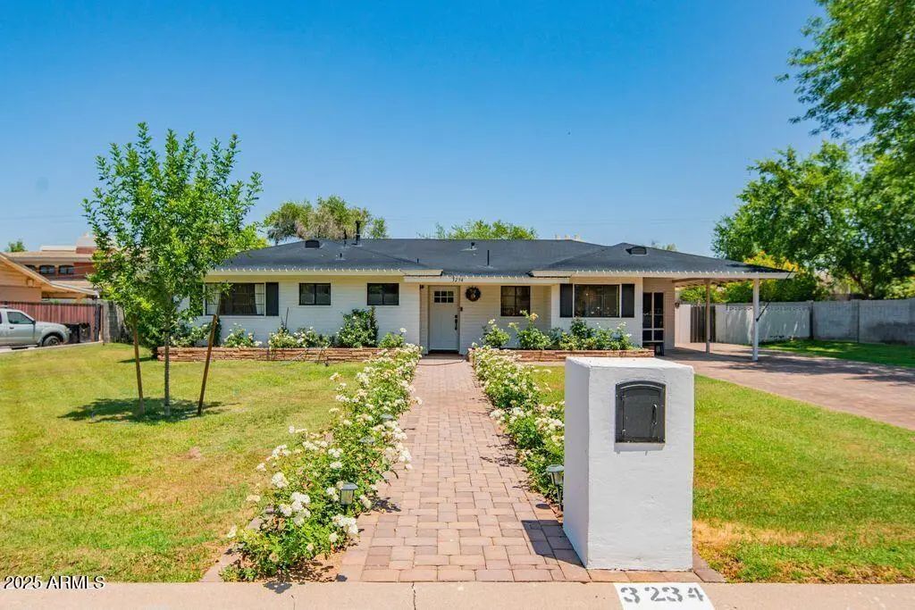 3234 E Coolidge Street, Phoenix