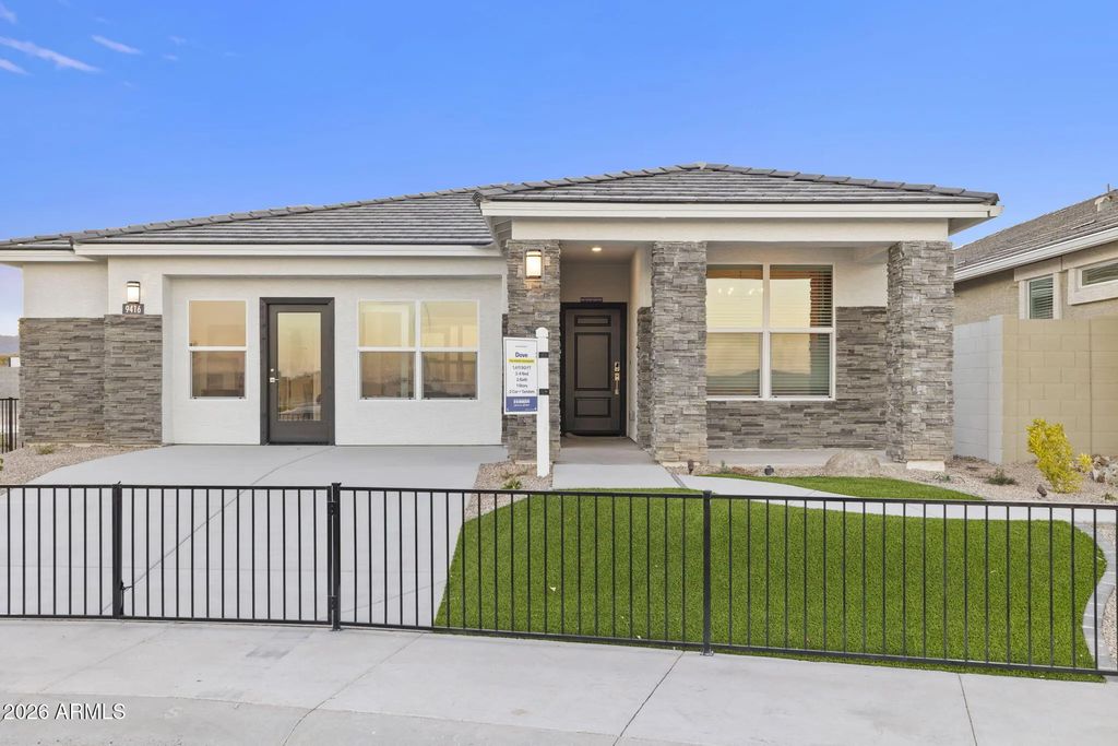 17738 W Palo Verde Avenue, Waddell
