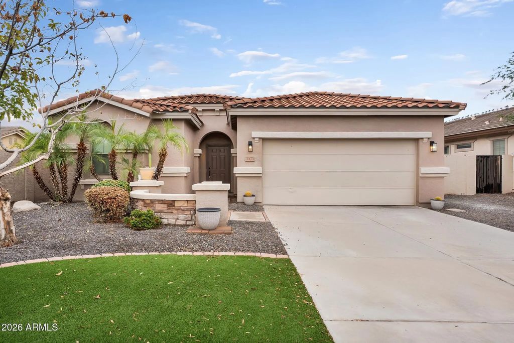 7171 S Sinova Court, Gilbert