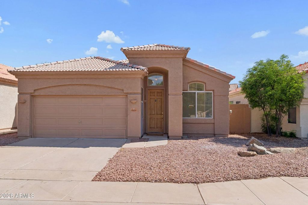 3251 W Ross Drive, Chandler