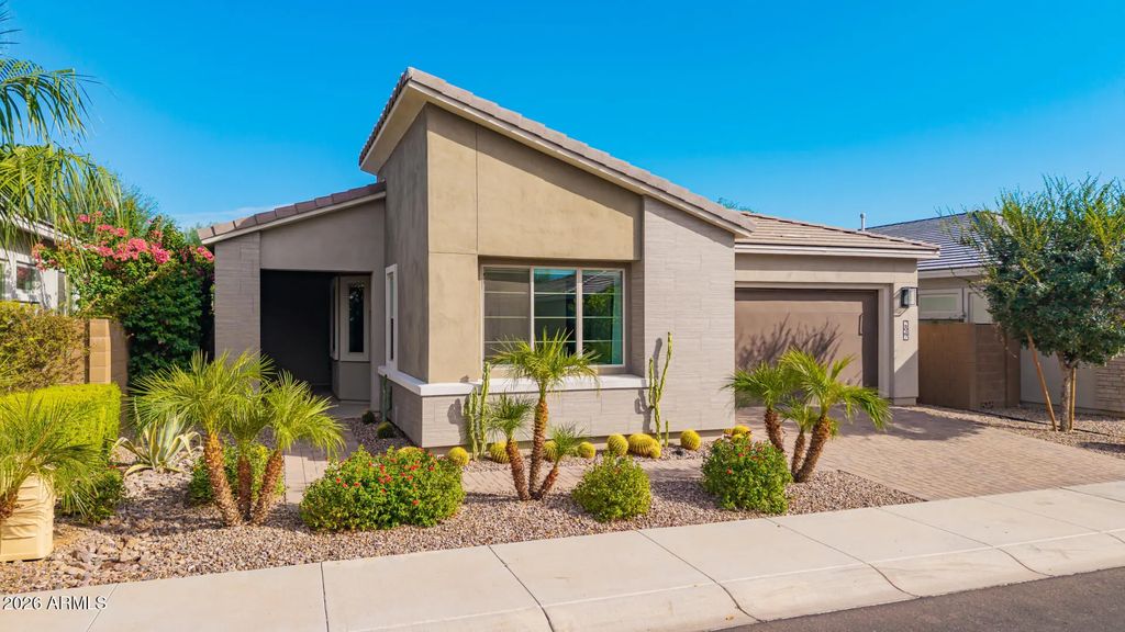 2847 E Los Gatos Drive, Phoenix