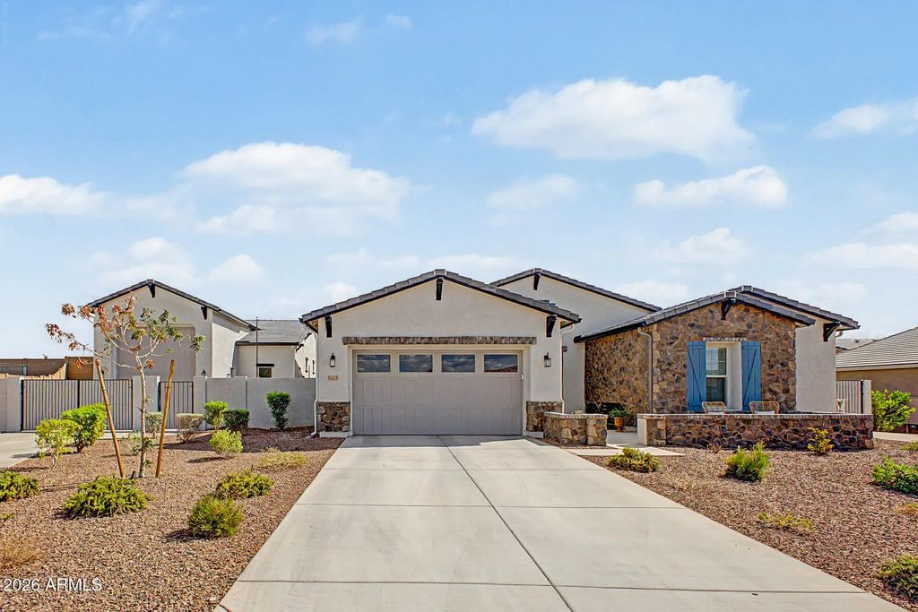 3523 W Lanham Drive, New River