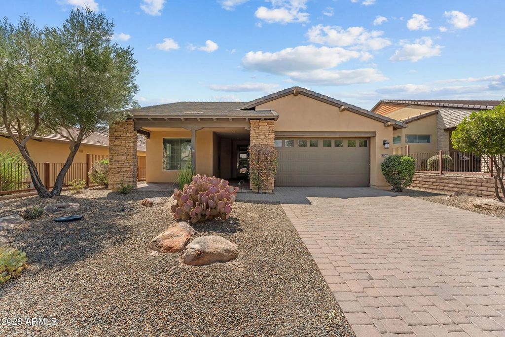 3207 Rising Sun Ridge, Wickenburg
