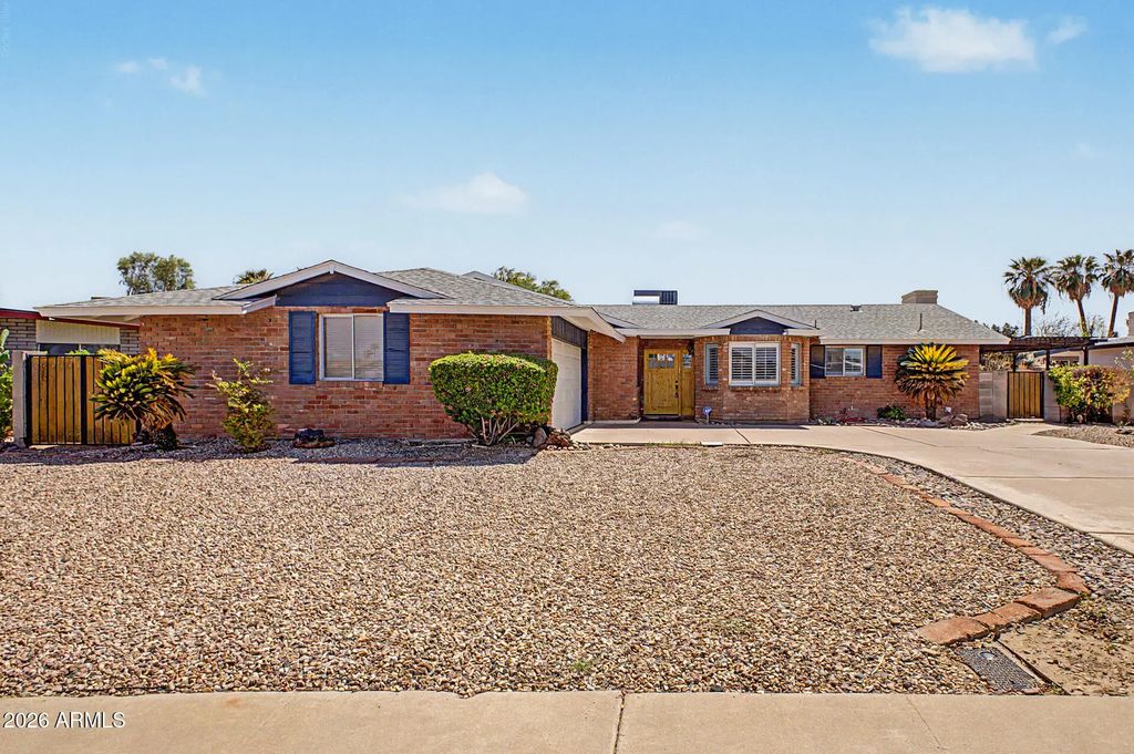 4315 W Griswold Road, Glendale