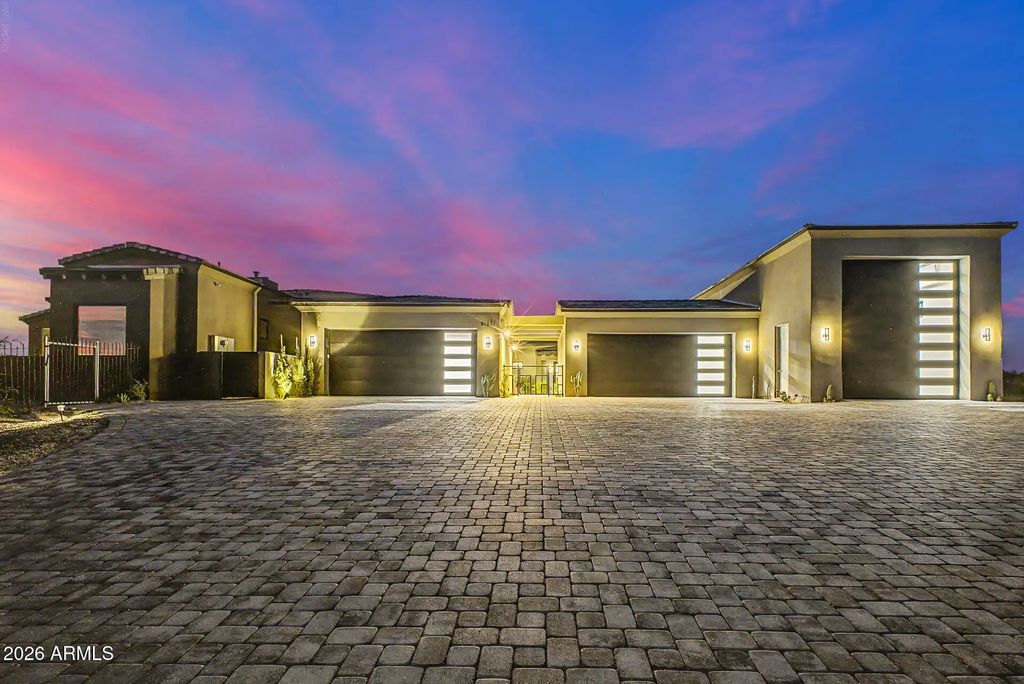 31601 N Black Cross Road, Scottsdale