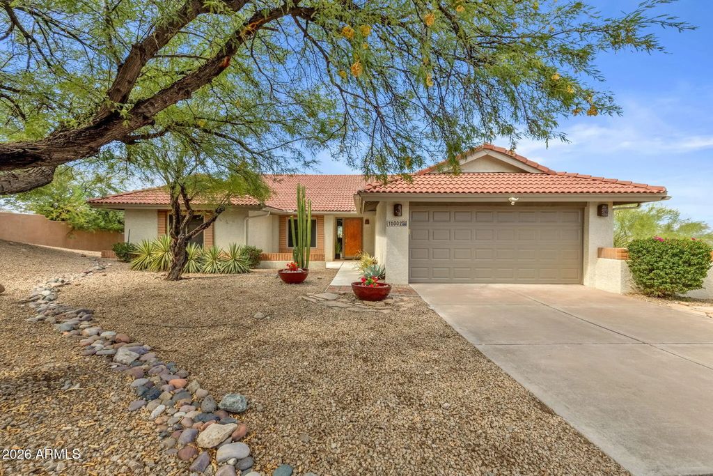 16002 E El Lago Boulevard, Fountain Hills
