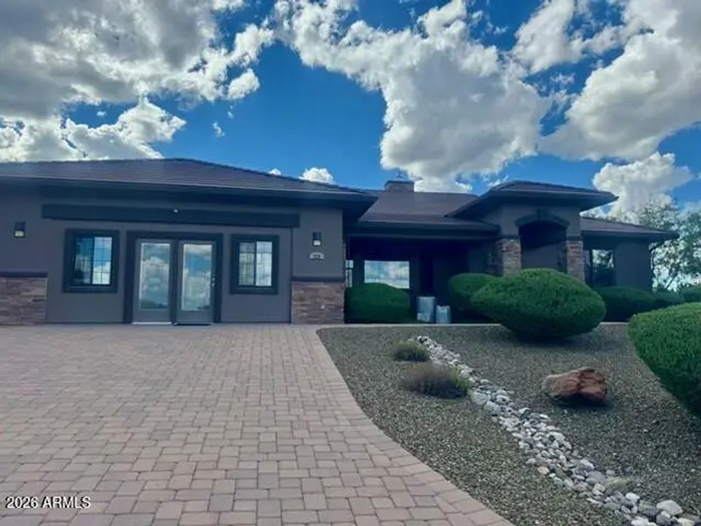 320 Silver Lining Court, Clarkdale