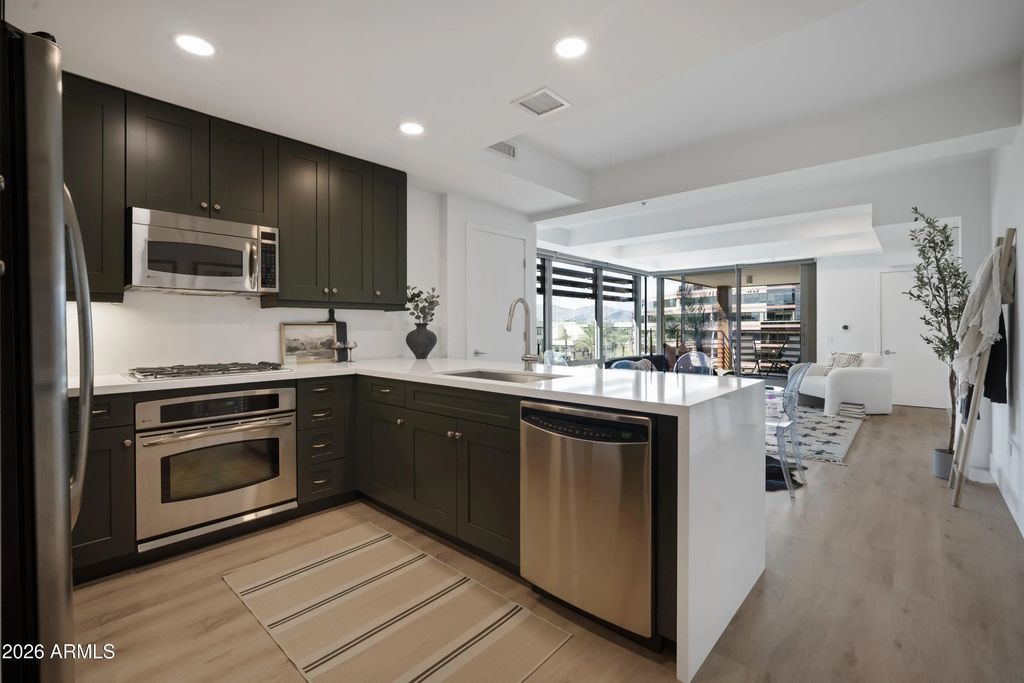 7141 E Rancho Vista Drive (unit 5005), Scottsdale