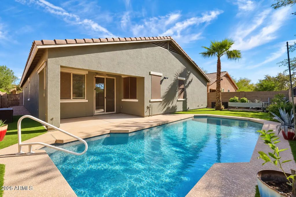 42447 W Almira Drive, Maricopa