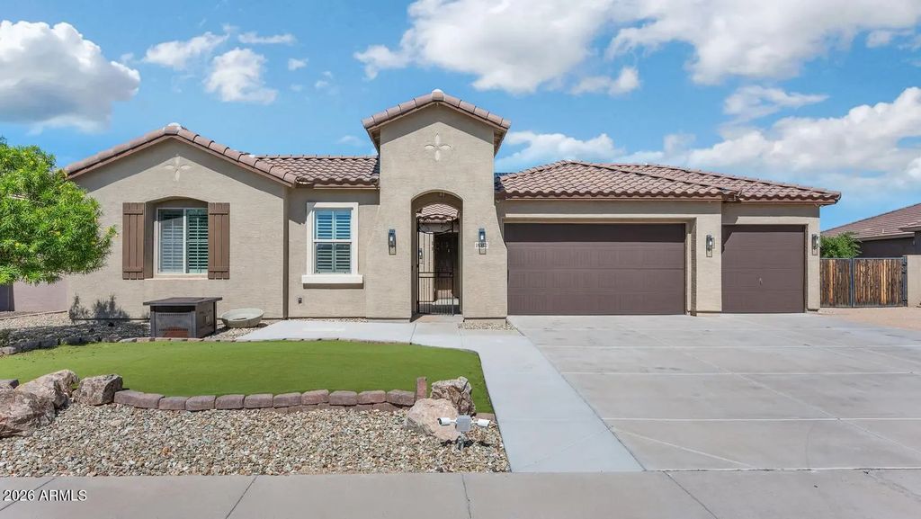 18512 W San Miguel Avenue, Litchfield Park