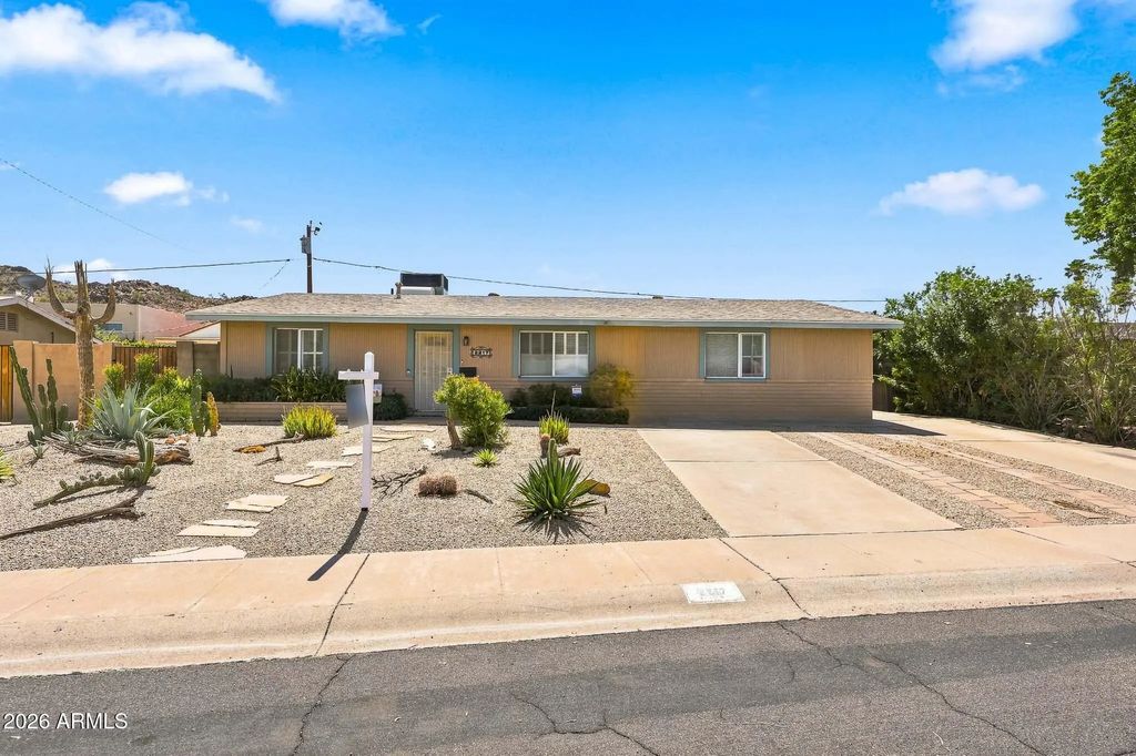 2217 E Acoma Drive, Phoenix