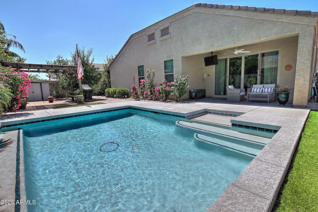 1000 W Angus Road, San Tan Valley