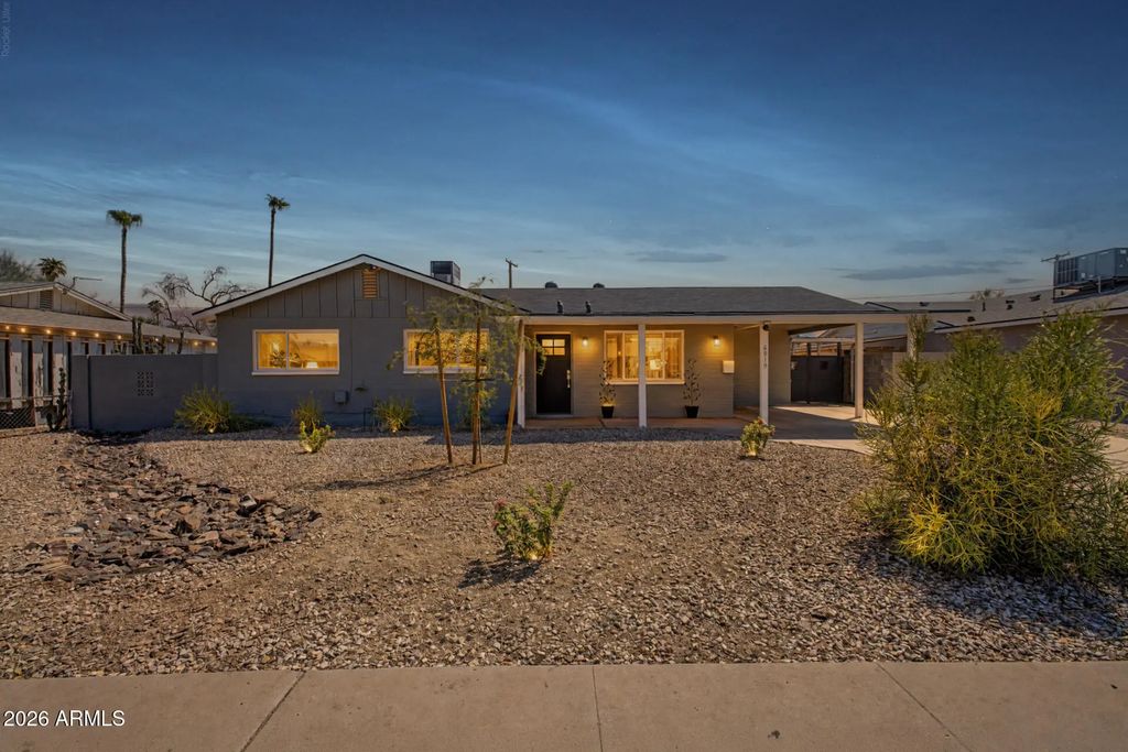 6919 E Moreland Street, Scottsdale