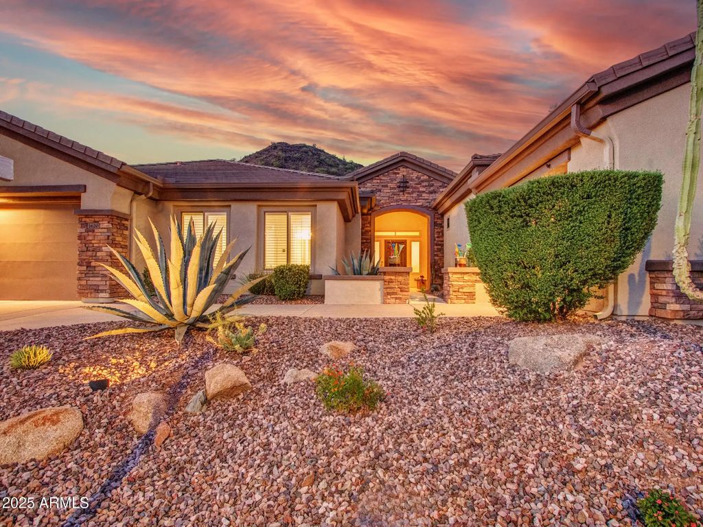 1620 W Silver Pine Drive, Phoenix