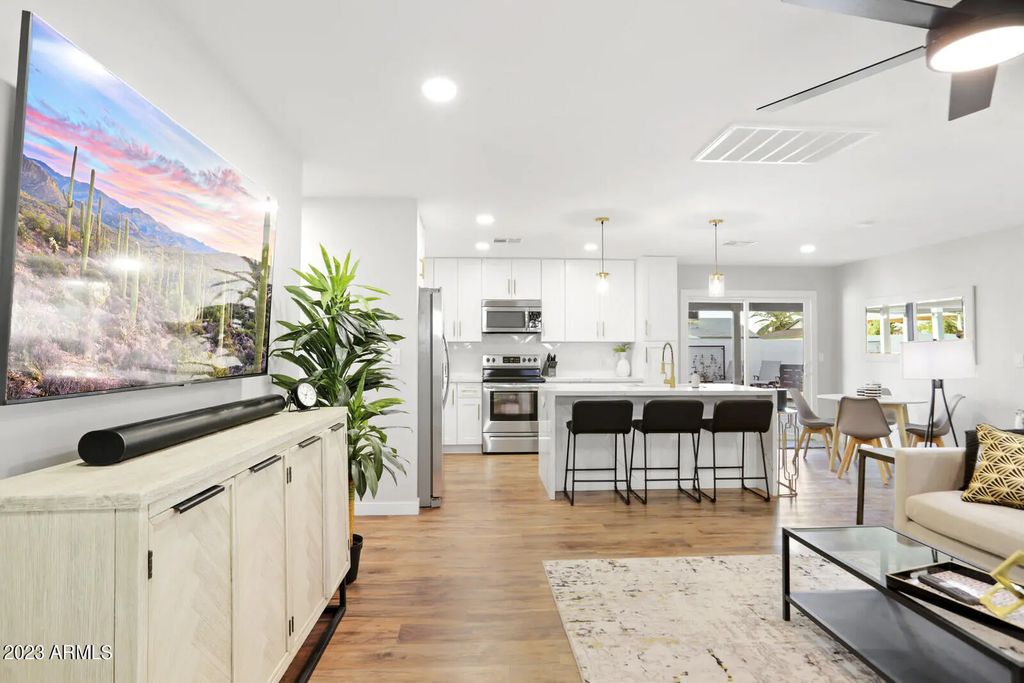7313 E Roosevelt Street, Scottsdale