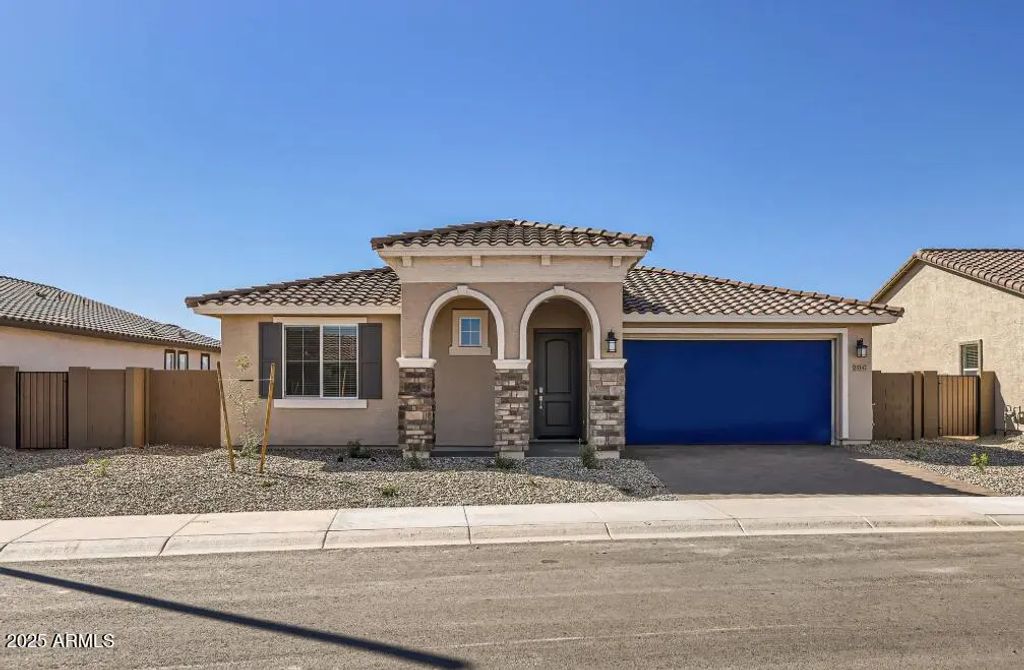 17616 W El Cortez Place, Surprise