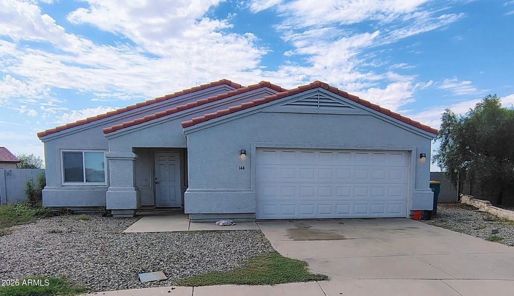 144 S Ash Lane, Eloy