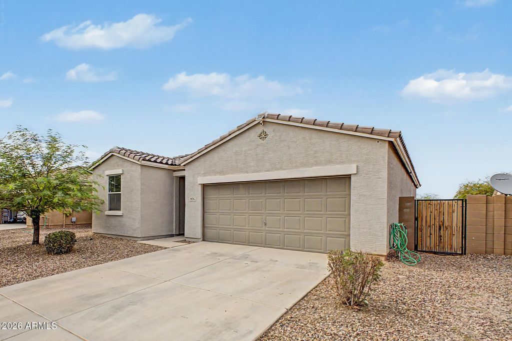 976 W Sullivan Avenue, Coolidge