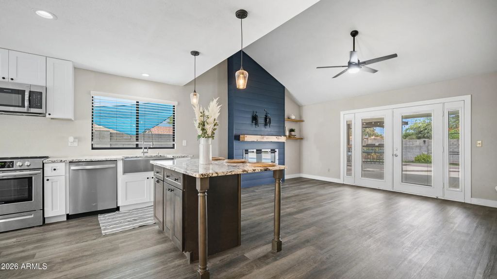 1532 E Morelos Street (unit <neat>), Chandler